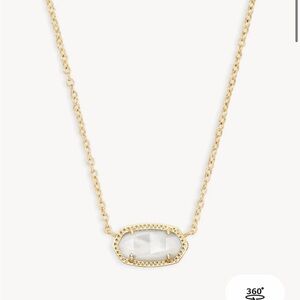 Kendra Scott Elisa Pendant Gold w/ Mother of Pearl